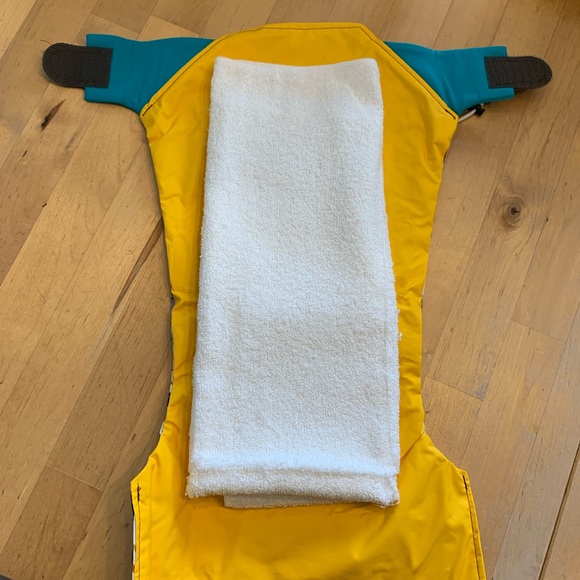 Greenline Cloth Diapers 21 covers and 21 bamboo terry flat inserts. All new! - Picture 5 of 14